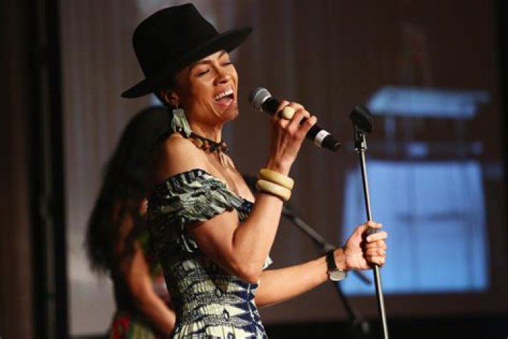 Amel Larrieux Net Worth - Wiki, Age, Weight and Height, Relationships, Family, and More