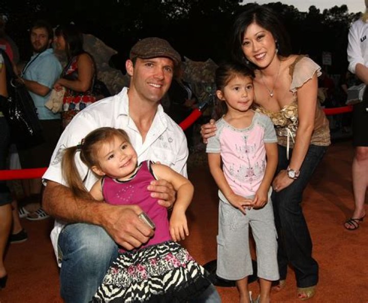 Bret Hedican Net Worth - Wiki, Age, Weight and Height, Relationships, Family, and More