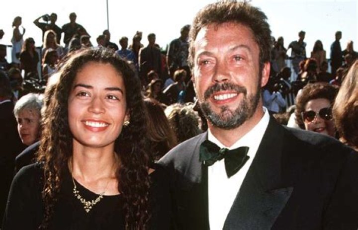 Exploring the Love Story, Net Worth, and Married Life As Michael Johnson's Wife