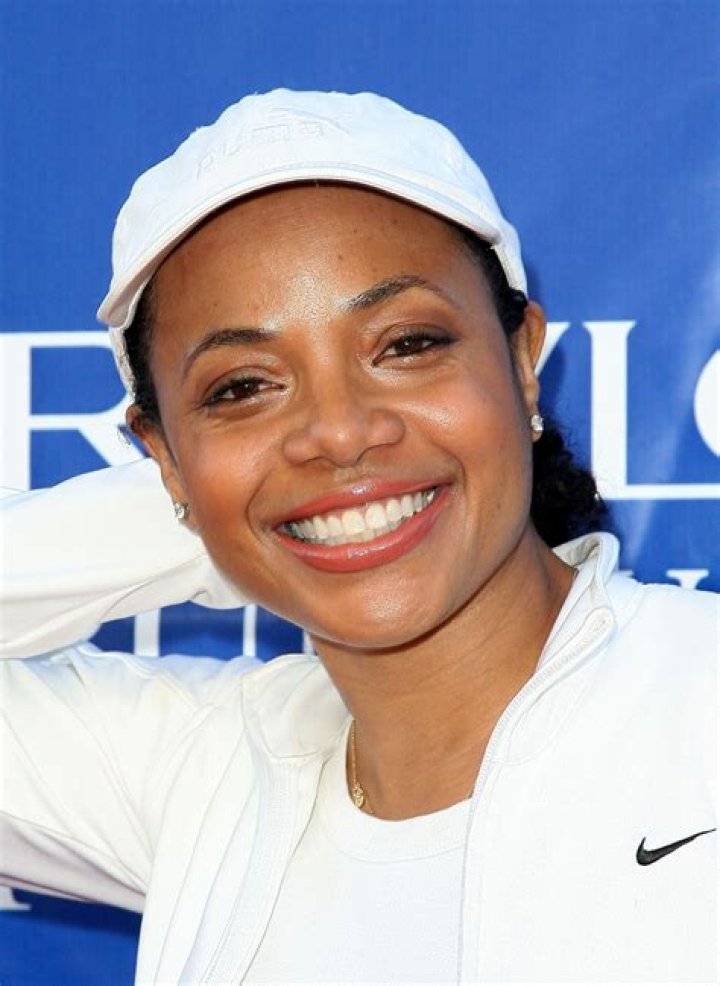 Gina Ravera Net Worth - Wiki, Age, Weight and Height, Relationships, Family, and More