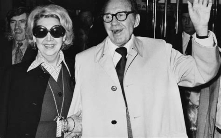 Jack Benny Net Worth - Wiki, Age, Weight and Height, Relationships, Family, and More