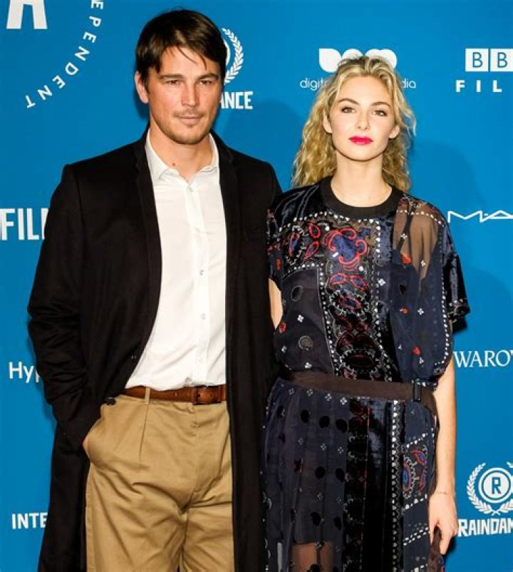 Josh Hartnett & Tamsin Egerton were quietly married last fall in London