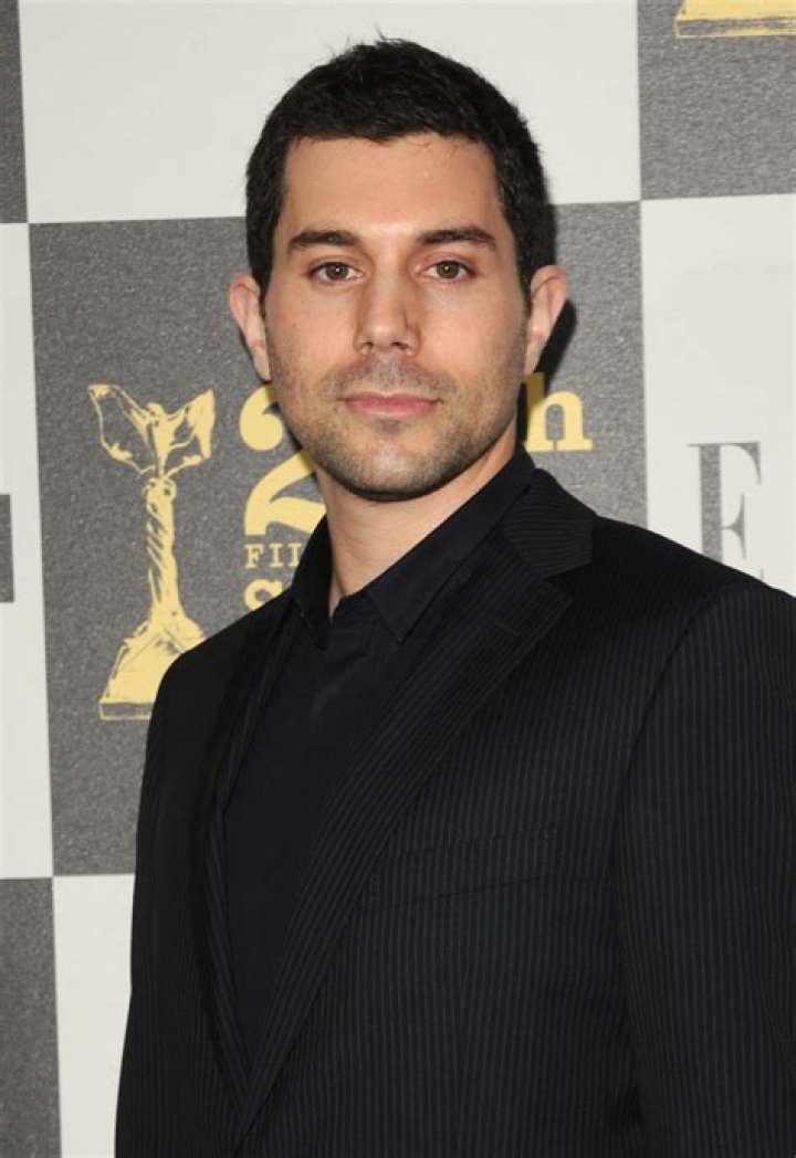 Micah Sloat Net Worth - Wiki, Age, Weight and Height, Relationships, Family, and More