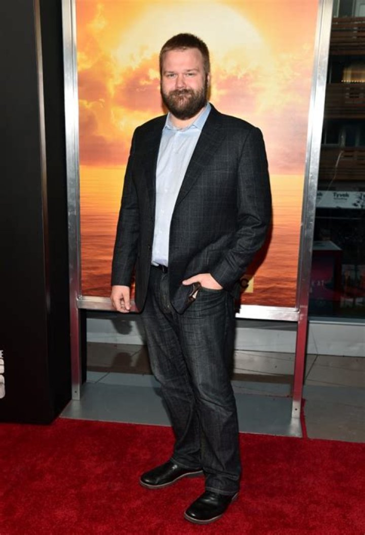 Robert Kirkman Net Worth - Wiki, Age, Weight and Height, Relationships, Family, and More