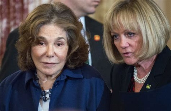 Teresa Heinz Kerry Net Worth - Wiki, Age, Weight and Height, Relationships, Family, and More