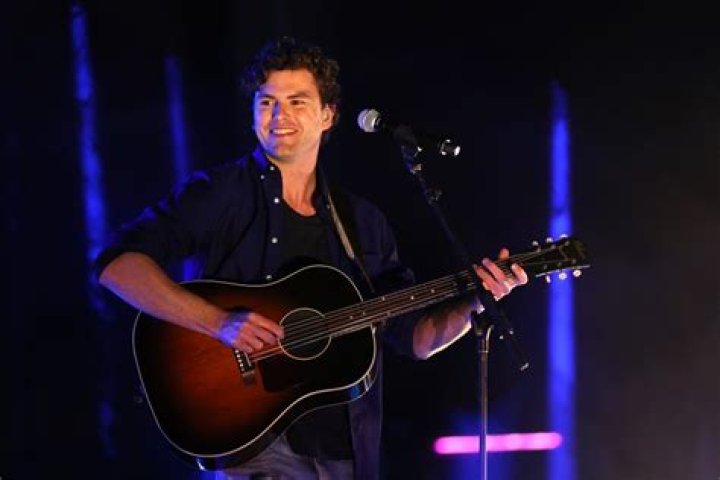 Vance Joy Net Worth - Wiki, Age, Weight and Height, Relationships, Family, and More